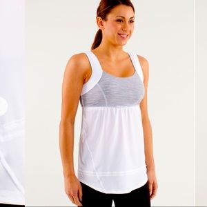 Lululemon Run Chase Me Tank🎉